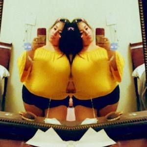 Meet your Posher, Selena